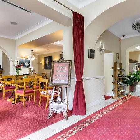 Hotel Kolegiacki Познань Екстер'єр фото
