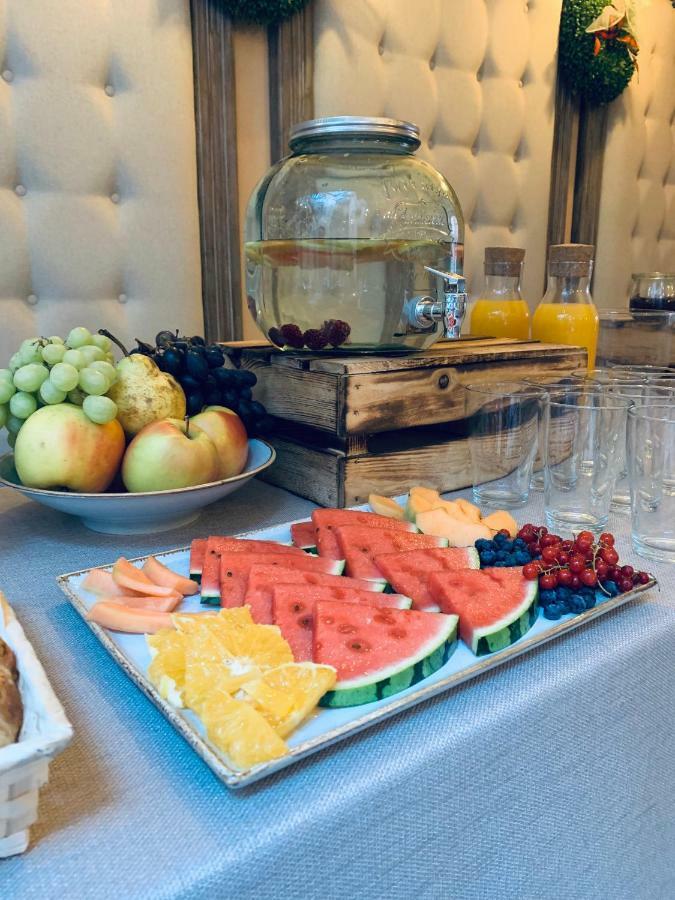 Hotel Kolegiacki Познань Екстер'єр фото