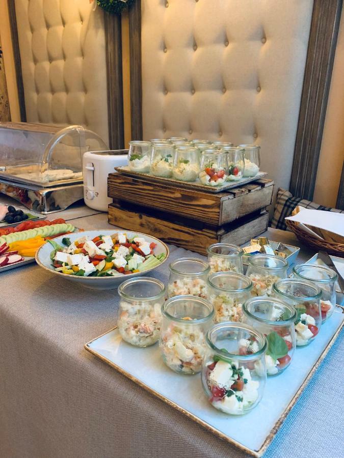 Hotel Kolegiacki Познань Екстер'єр фото
